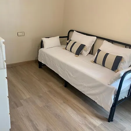 Piso Completo, Muy Cerca De La Playa De