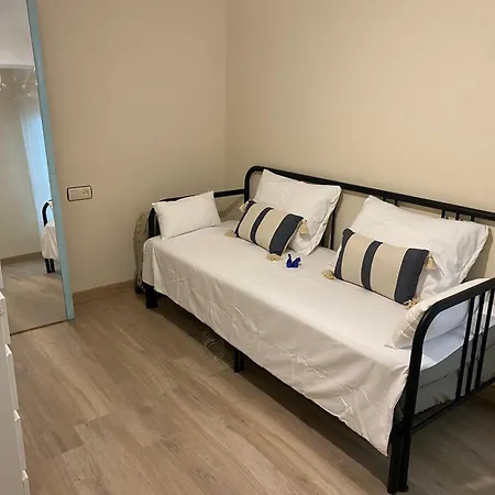 Piso Completo, Muy Cerca De La Playa De Daire