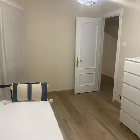 Piso Completo, Muy Cerca De La Playa De Gijon, Vut-4369-as9 *